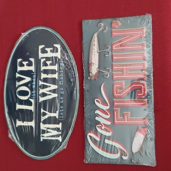 NWT Set of 2 Metal Gone Fishing Novelty Signs Home Decor - Picture 1 of 7